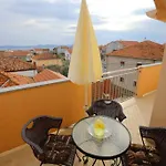 Lara * Zadar