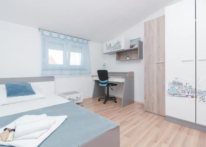 Apartman Lara